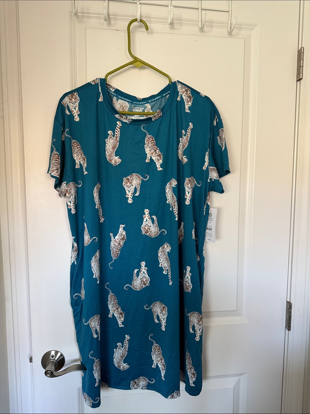 Teal Tiger Print Short Sleeve Nightgown